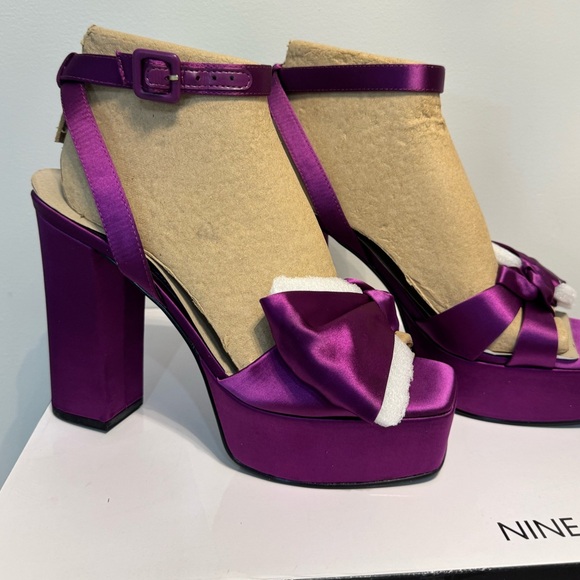 Nine West Purple Satin Platform Heels - Picture 4 of 9